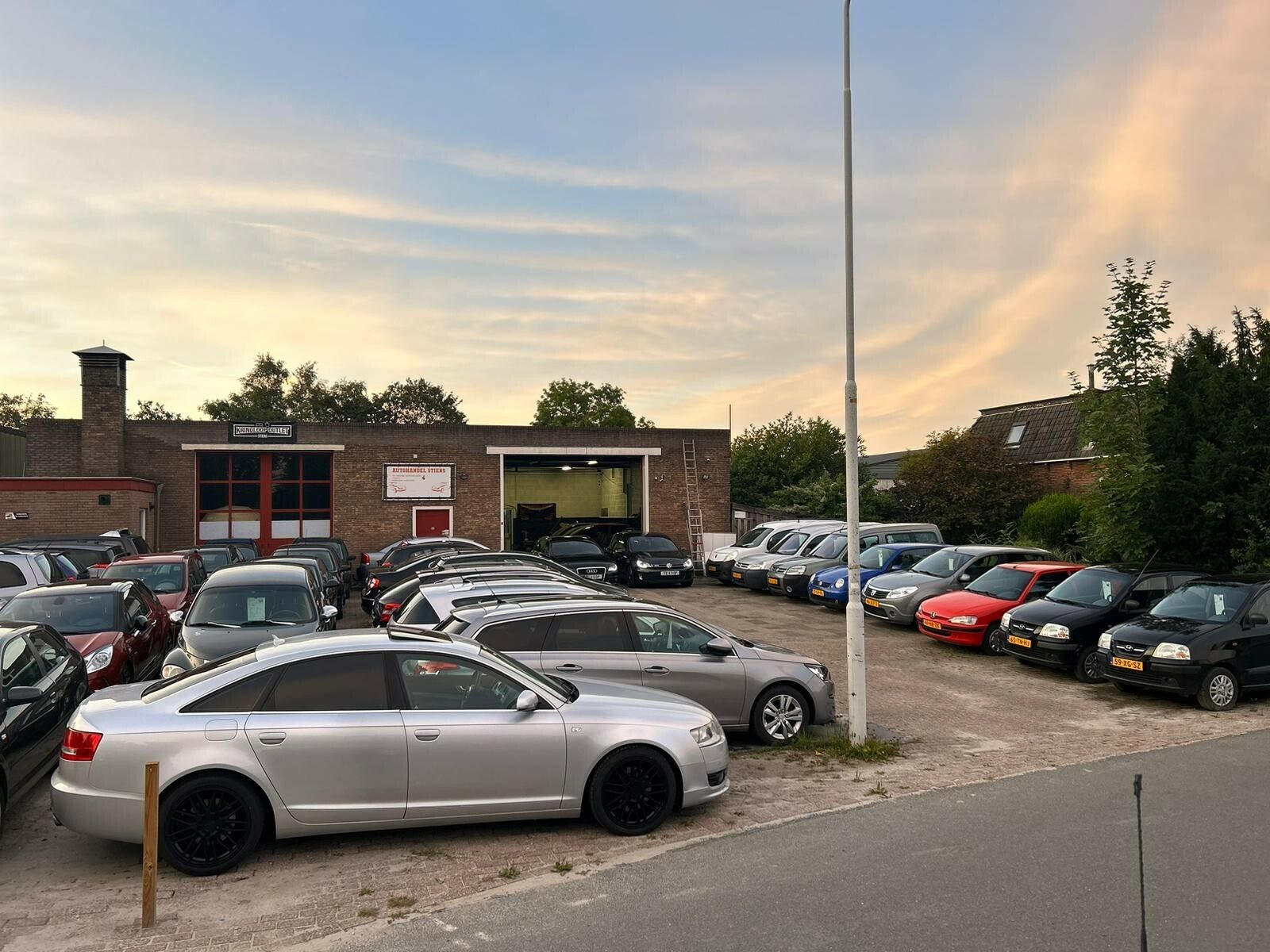 Welkom bij Autohandel Stiens